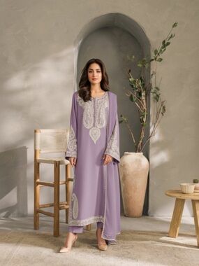 Pakistani Desi Outfit- Elegant Lavender Embroidered 3 piece suit